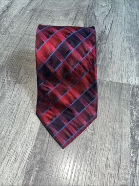 Bruno Rossi and Navy Patterned Silk Tie